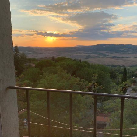 Апартаменты La Casina Di Aldo Монтепульчано Экстерьер фото