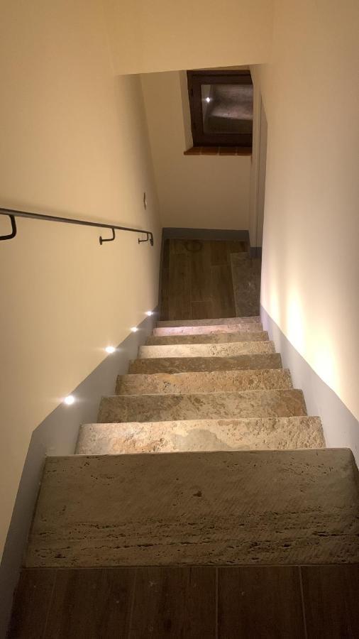 Апартаменты La Casina Di Aldo Монтепульчано Экстерьер фото